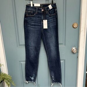 NWT Judy Blue Jeans - Midrise Destroyed Slim